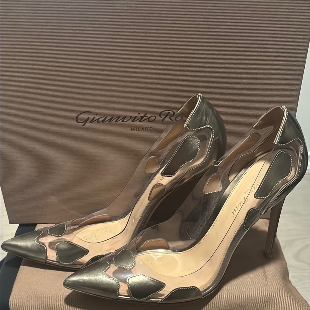 Gianvito Rossi Gold Stiletto Heels with Pointed Toe